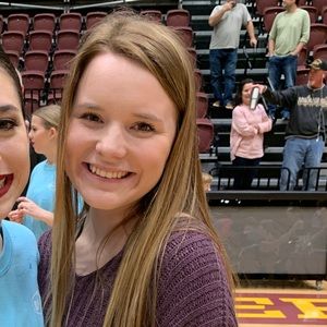 Meet your Posher, Madison